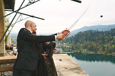 wedding_bled_castle_opening_champagne