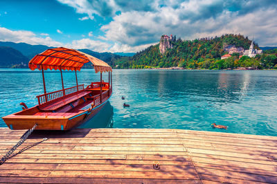 proposal_slovenia_lake_bled_boat
